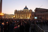 Pápai mise a Szent Péter téren
